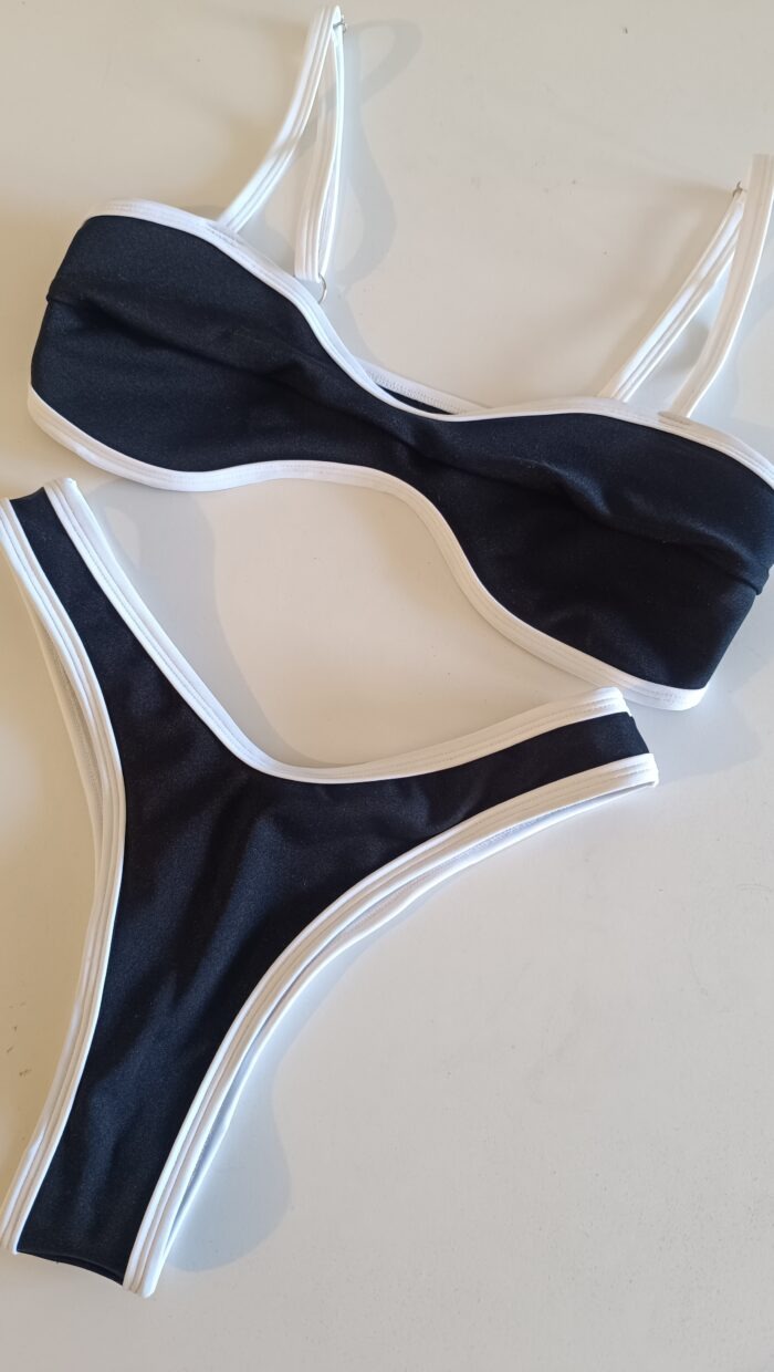 Top Kani + bottom Halia Talla M