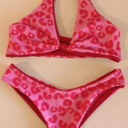 Top Hawaii+ Bottom Roxy S- Reversible