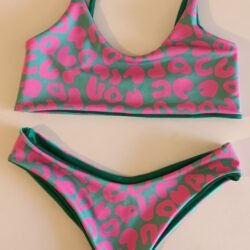 Top Kailani + Bottom Roxy Talla S- Reversible